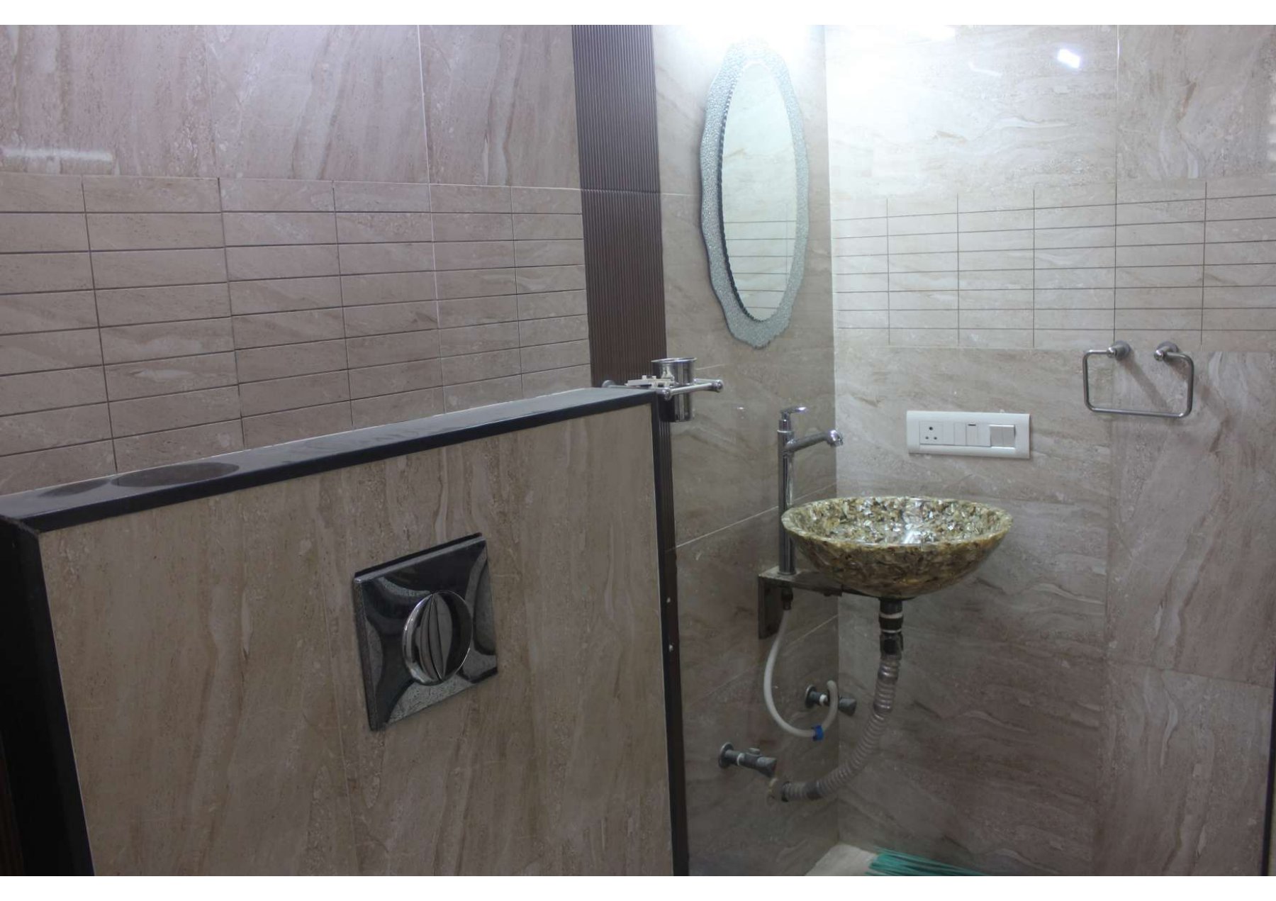 3 BHK 300 Sq.Yrd Residential Bunglow / Villa for Sell in Paldi Ahmedabad - Media 35