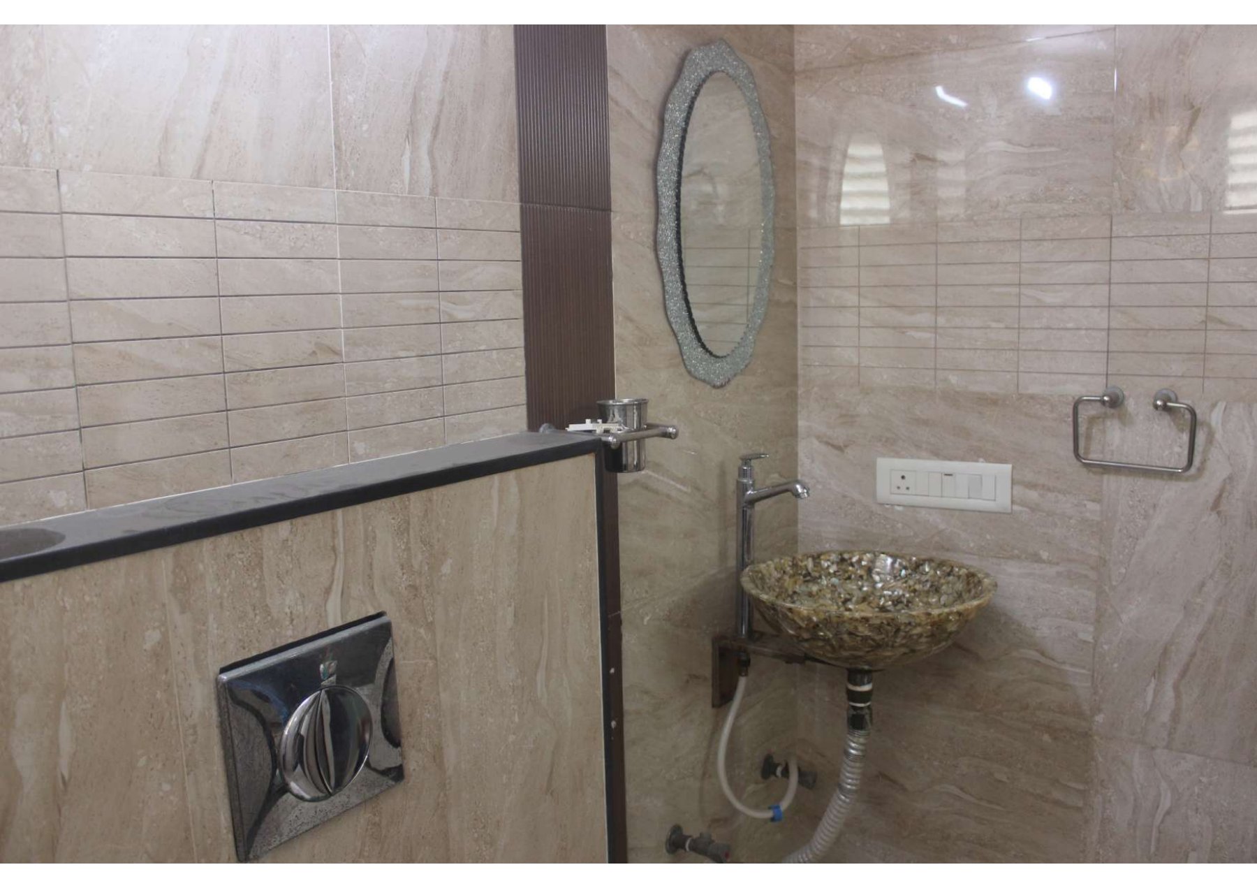 3 BHK 300 Sq.Yrd Residential Bunglow / Villa for Sell in Paldi Ahmedabad - Media 36