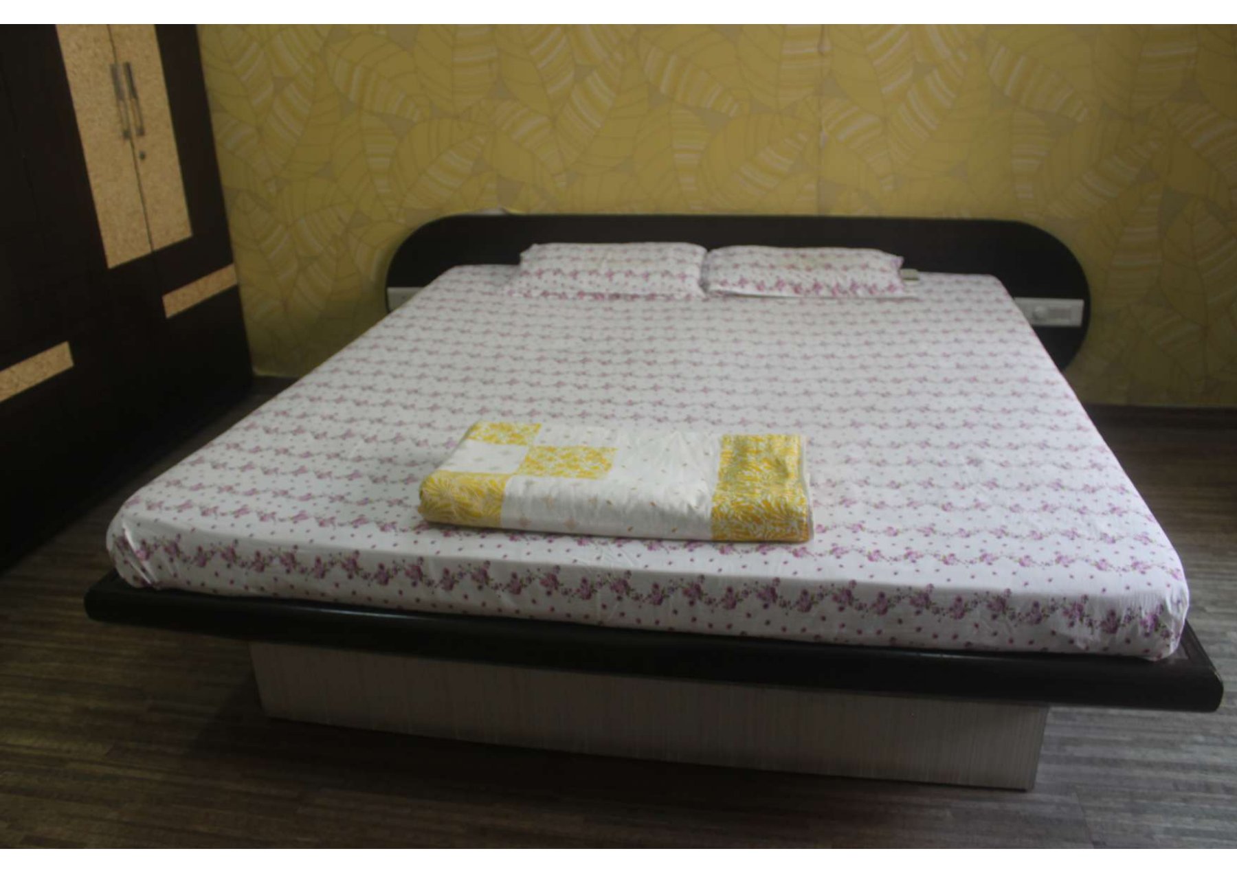 3 BHK 300 Sq.Yrd Residential Bunglow / Villa for Sell in Paldi Ahmedabad - Media 37