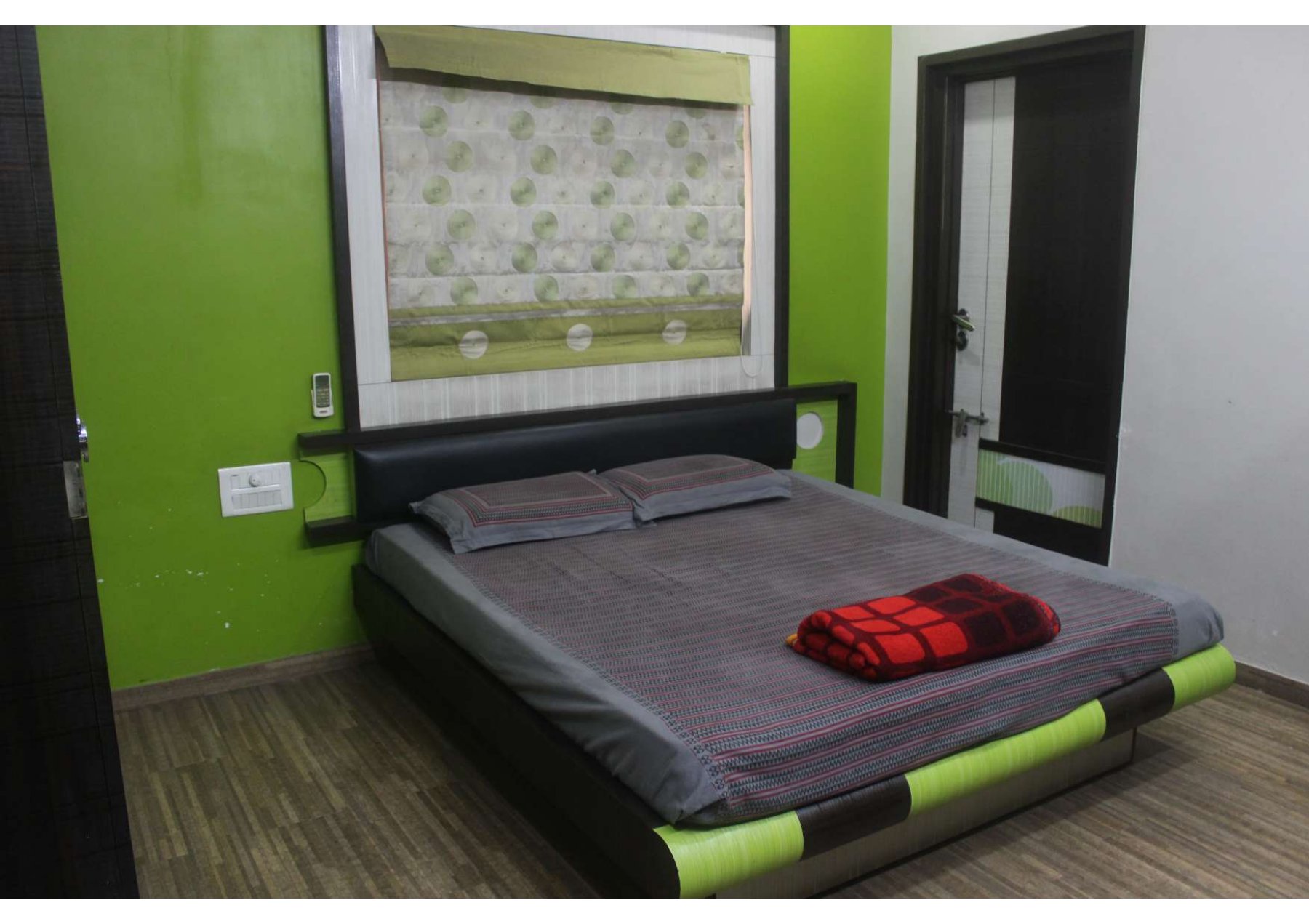3 BHK 300 Sq.Yrd Residential Bunglow / Villa for Sell in Paldi Ahmedabad - Media 38