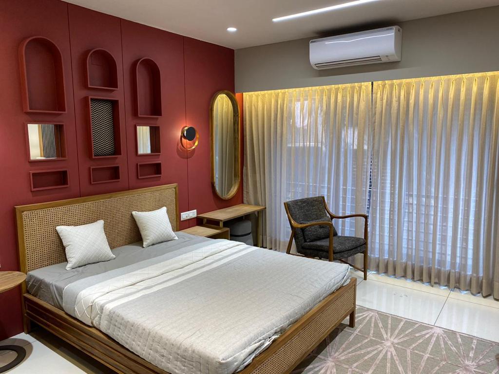 4 BHK 3150 Sq.Ft. Residential Flat / Apartment for Sell in Ambawadi Ahmedabad - Media 4