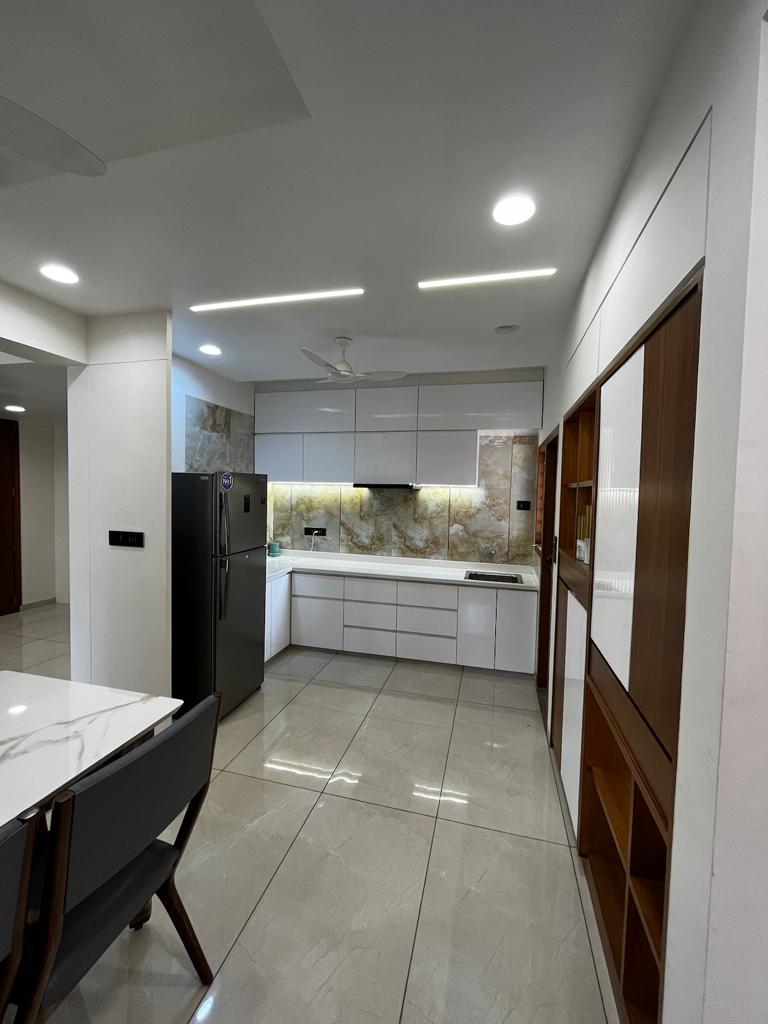 3 BHK 1575 Sq.Ft. Residential Flat / Apartment for Sell in Chandkheda Ahmedabad - Media 10