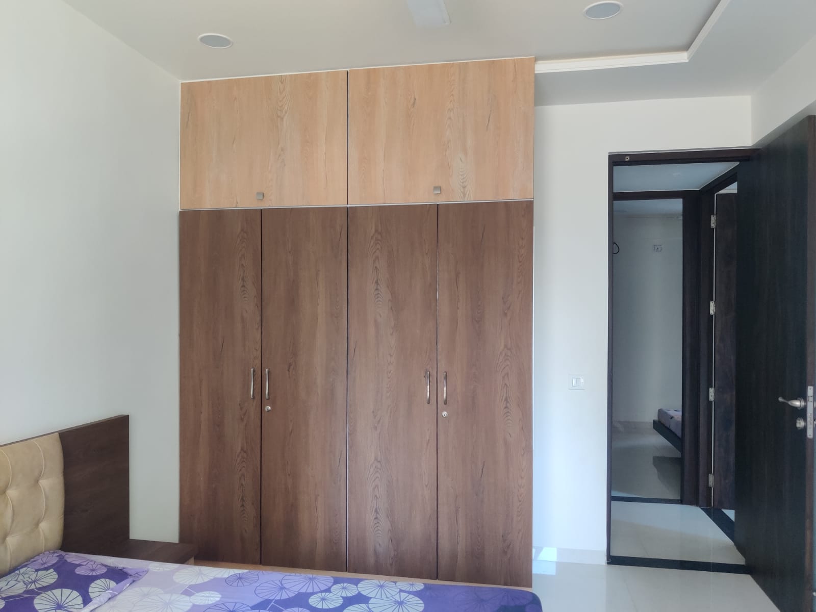 3 BHK 2115 Sq.Ft. Residential Flat / Apartment for Sell in Kudasan Gandhinagar - Media 12