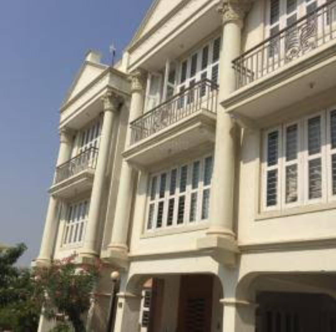 5 BHK 5940 Sq.Ft. Residential Bunglow / Villa for Sell in Sola Ahmedabad - Media 11