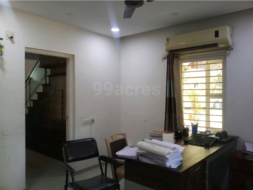 5 BHK 5940 Sq.Ft. Residential Bunglow / Villa for Sell in Sola Ahmedabad - Media 14