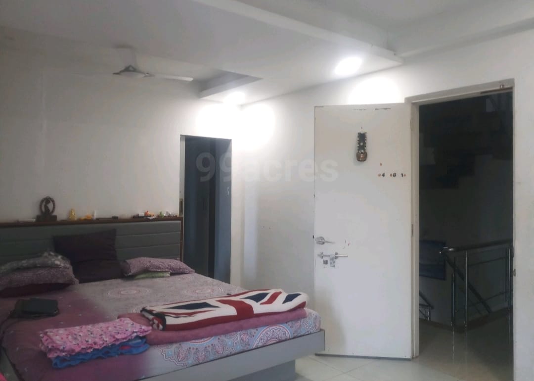 5 BHK 5940 Sq.Ft. Residential Bunglow / Villa for Sell in Sola Ahmedabad - Media 6