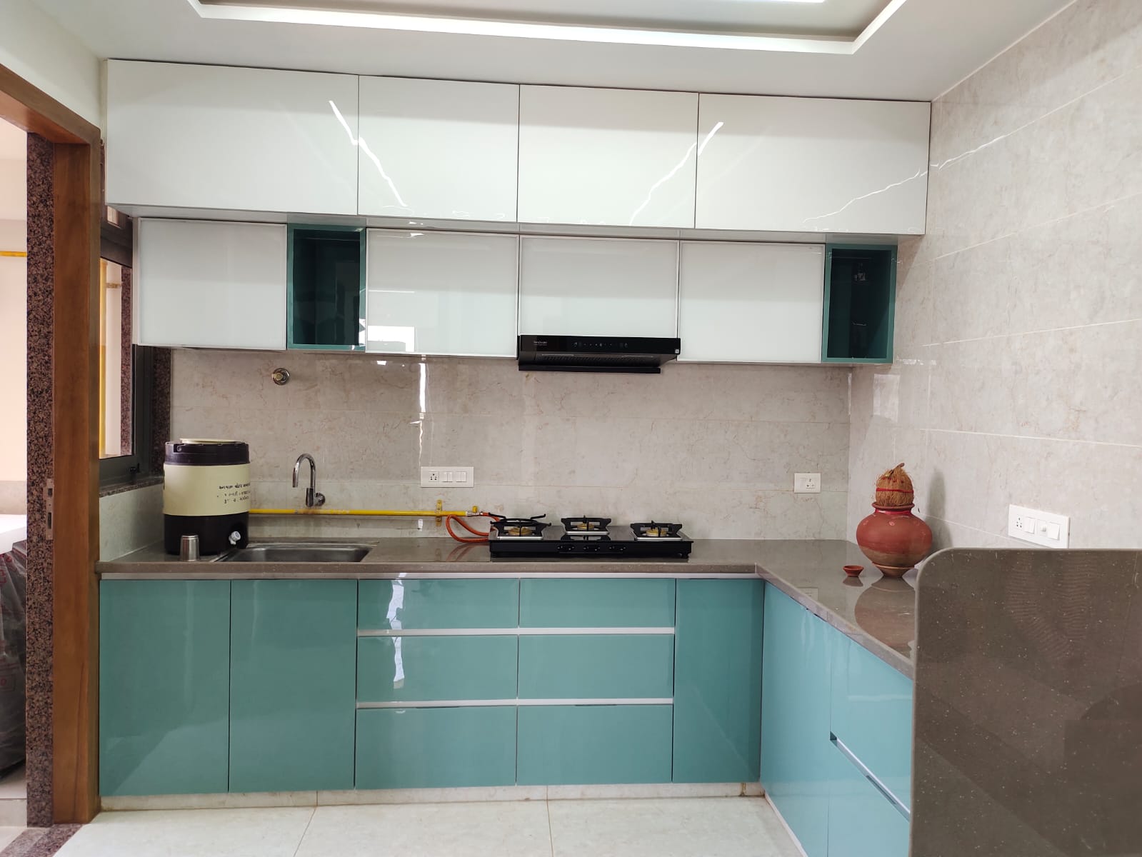 3 BHK 1944 Sq.Ft. Residential Flat / Apartment for Sell in Sargasan Gandhinagar - Media 11