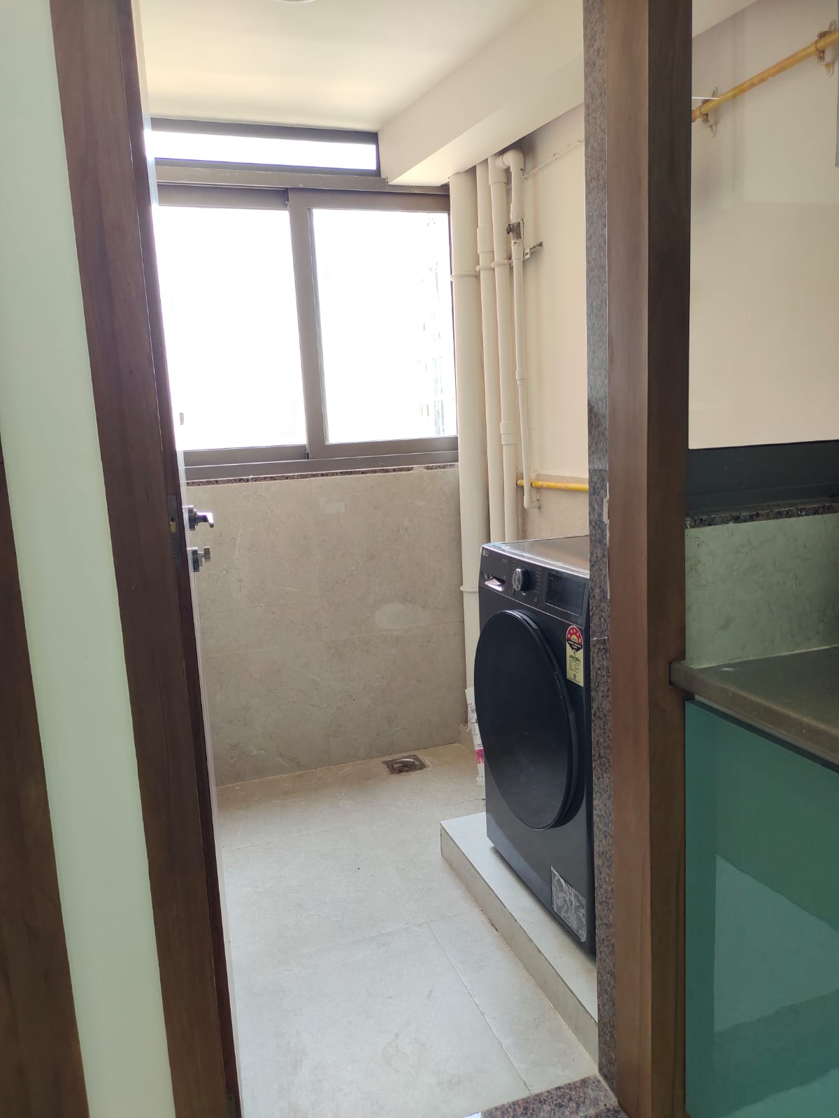 3 BHK 1944 Sq.Ft. Residential Flat / Apartment for Sell in Sargasan Gandhinagar - Media 9
