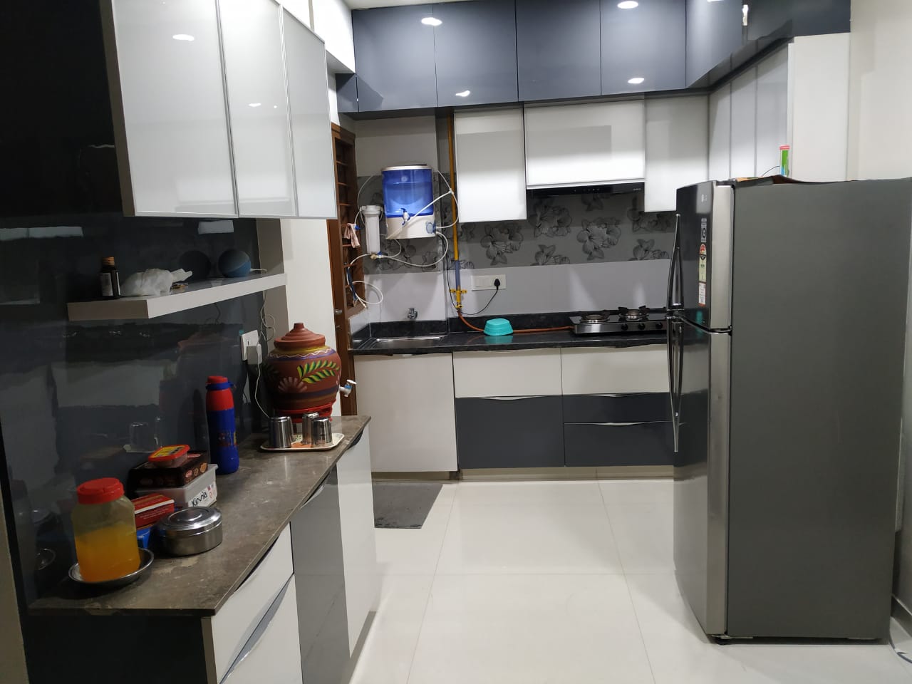 3 BHK 1890 Sq.Ft. Residential Flat / Apartment for Sell in New Ranip Ahmedabad - Media 3
