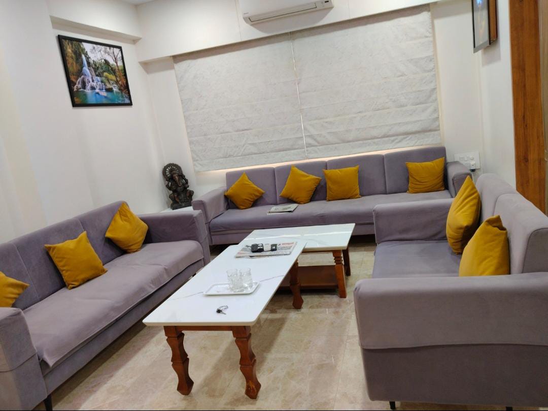 4 BHK 2970 Sq.Ft. Residential Flat / Apartment for Sell in Kudasan Gandhinagar - Media 4