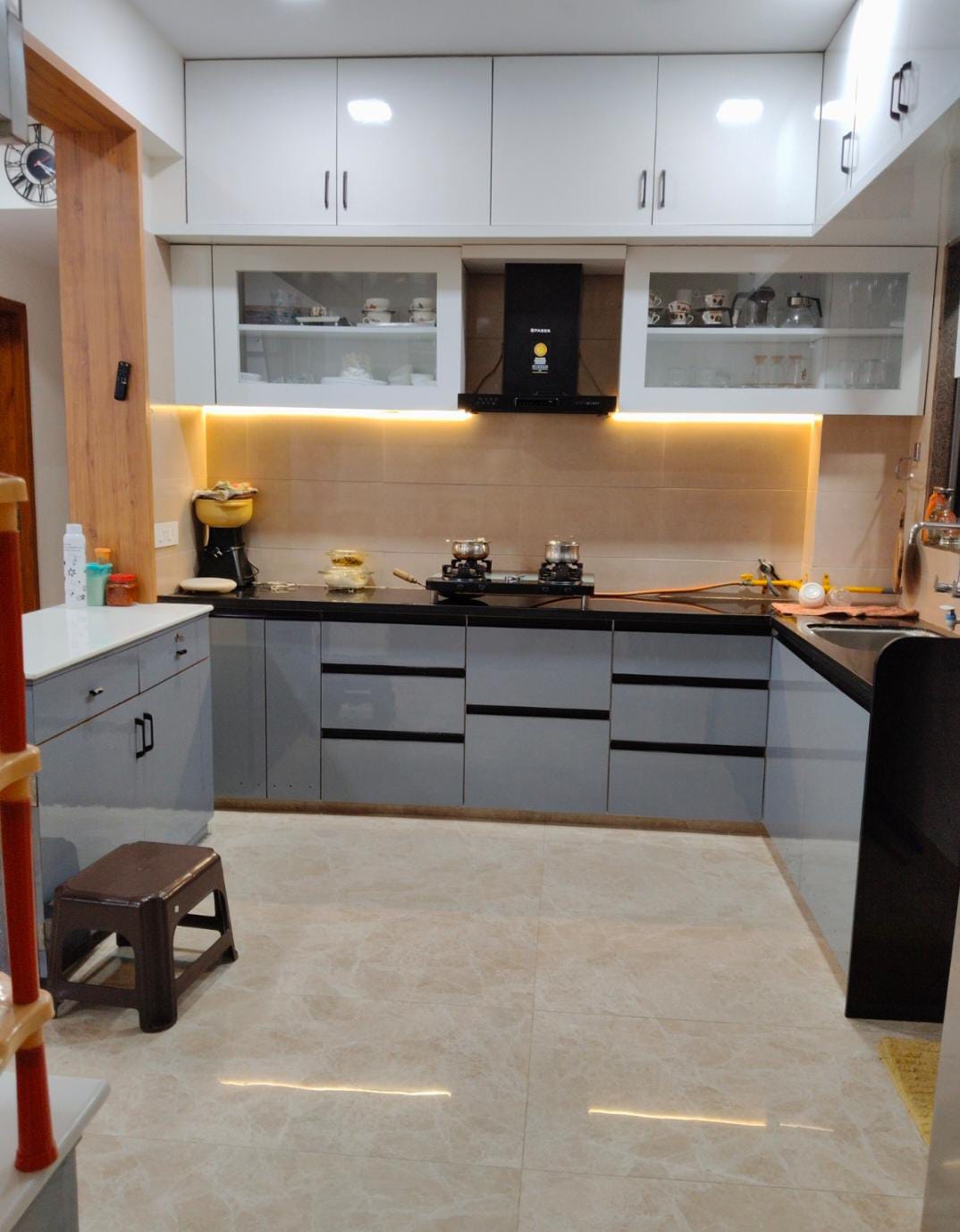 4 BHK 2970 Sq.Ft. Residential Flat / Apartment for Sell in Kudasan Gandhinagar - Media 6