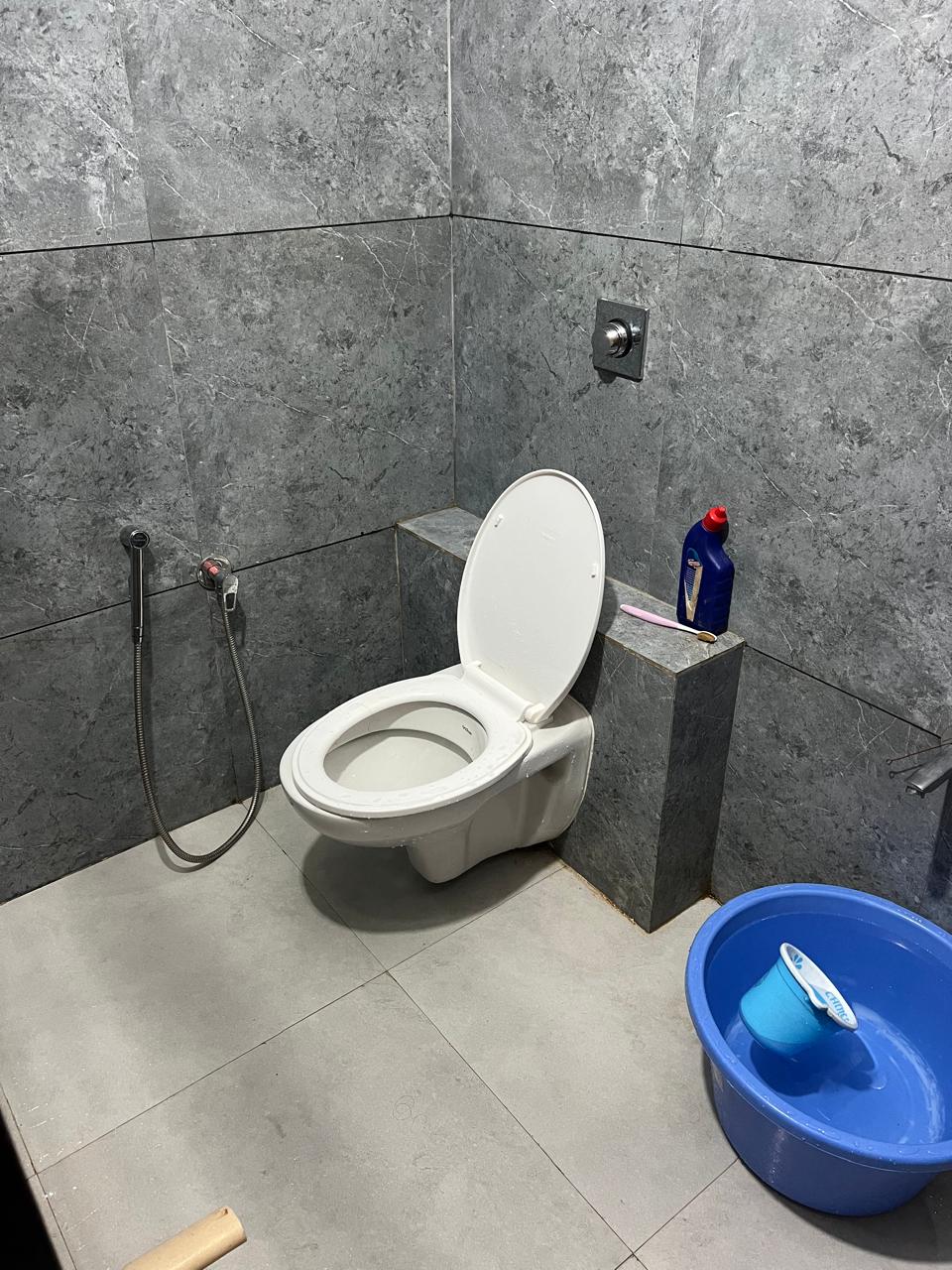 3 BHK 1710 Sq.Ft. Residential Flat / Apartment for Sell in Raysan Gandhinagar - Media 6