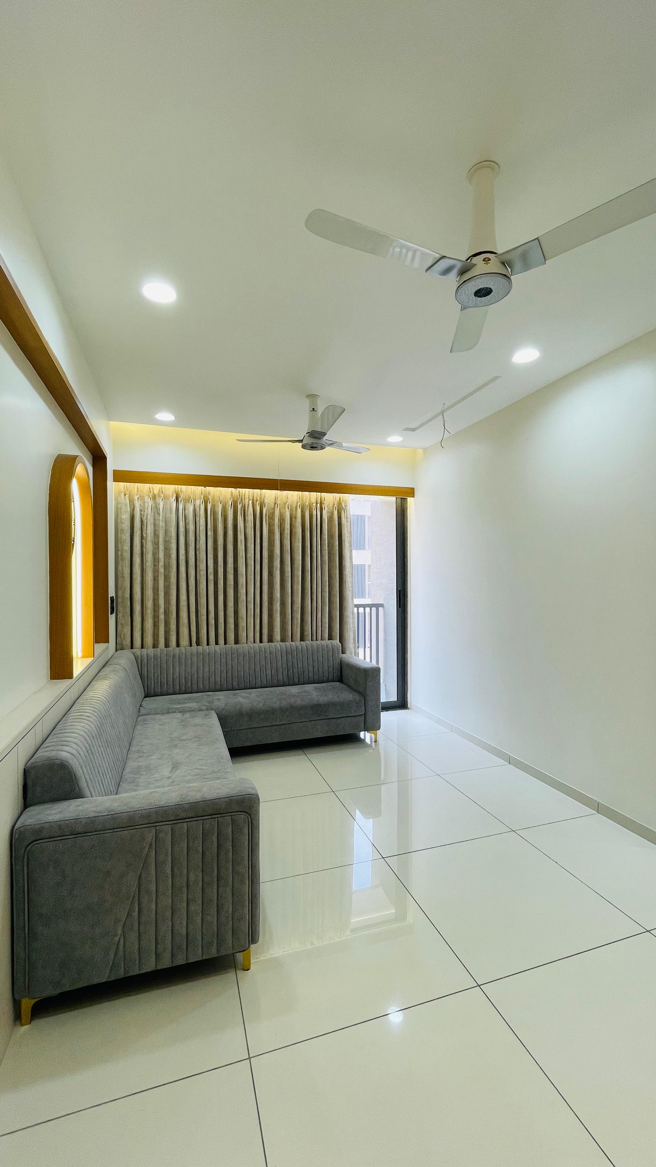 2 BHK 1180 Sq.Ft. Residential Flat / Apartment for Sell in Tragad Ahmedabad - Media 5