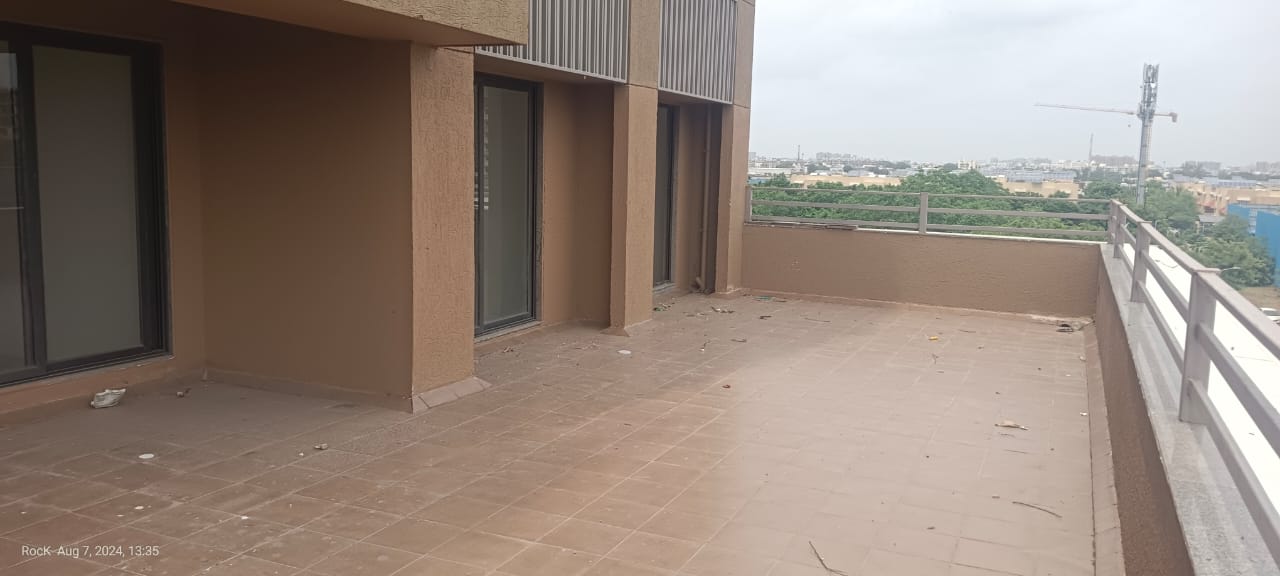 2 BHK 1800 Sq.Ft. Residential Terrace Flat for Sell in New Ranip Ahmedabad - Media 8