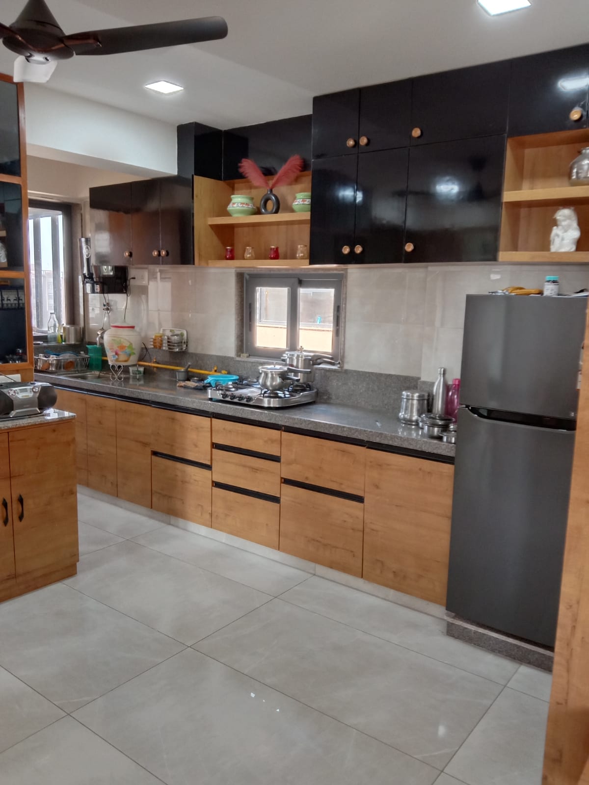 2 BHK 1431 Sq.Ft. Residential Flat / Apartment for Sell in Sargasan Gandhinagar - Media 2
