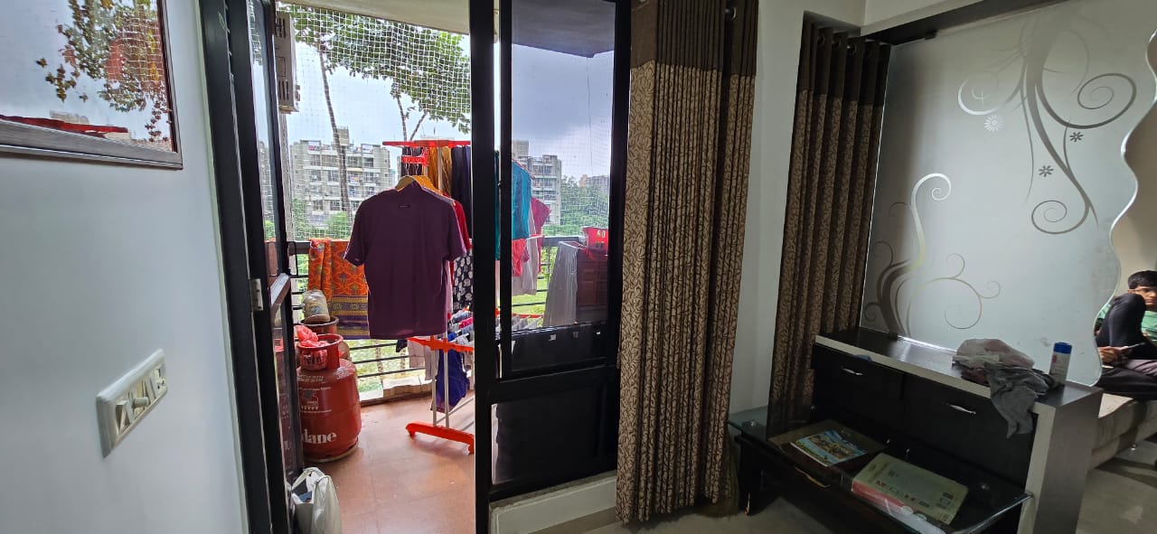2 BHK 1341 Sq.Ft. Residential Flat / Apartment for Sell in Gota Ahmedabad - Media 2