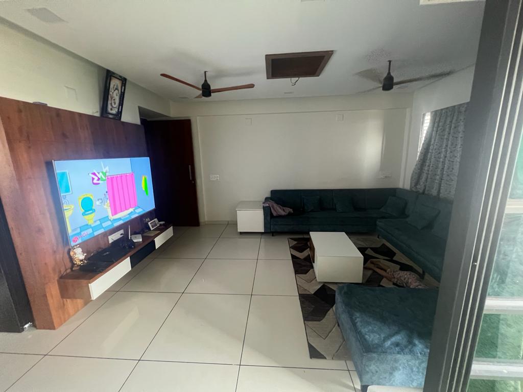 3 BHK 1890 Sq.Ft. Residential Flat / Apartment for Sell in Gota Vandematram Ahmedabad - Media 5