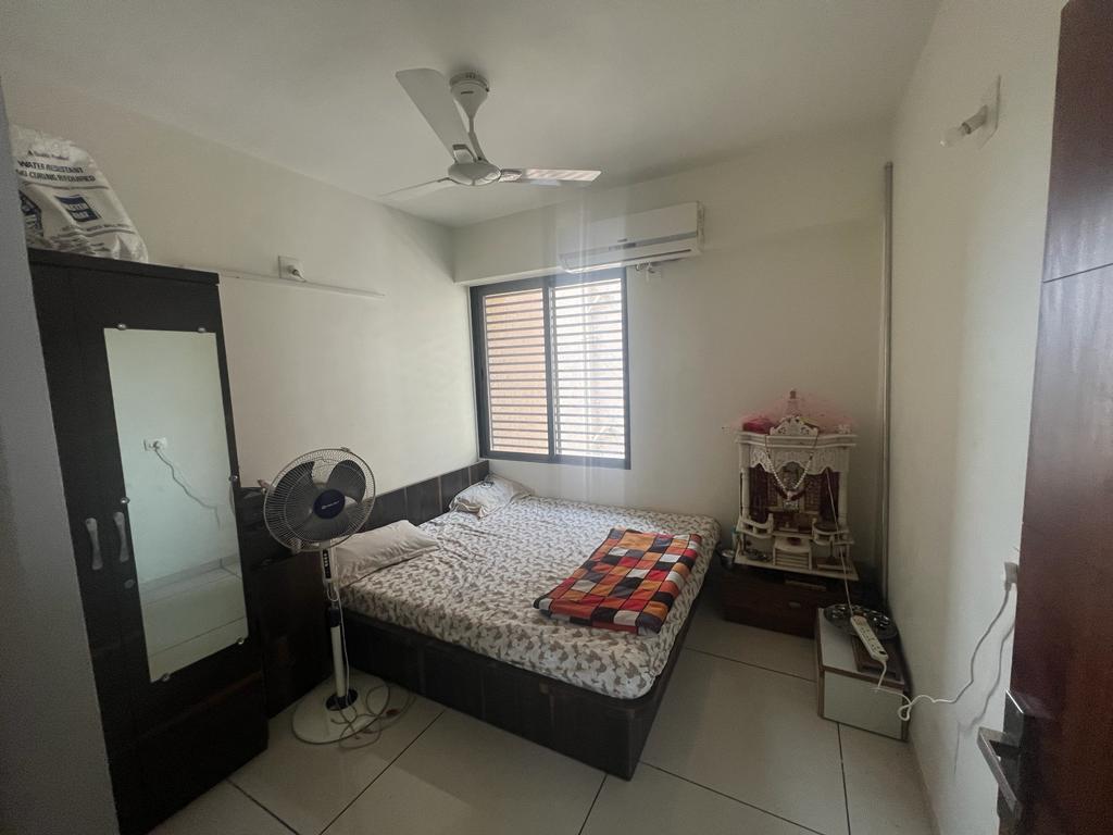 3 BHK 1890 Sq.Ft. Residential Flat / Apartment for Sell in Gota Vandematram Ahmedabad - Media 8