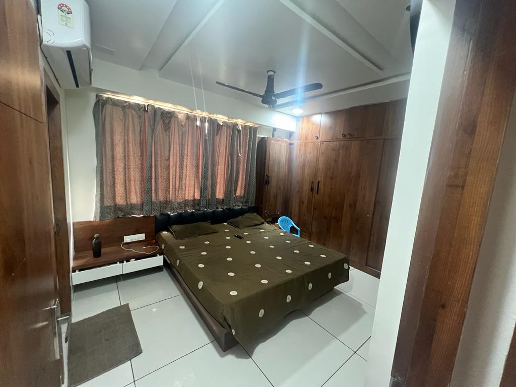 3 BHK 1890 Sq.Ft. Residential Flat / Apartment for Sell in Gota Vandematram Ahmedabad - Media 11