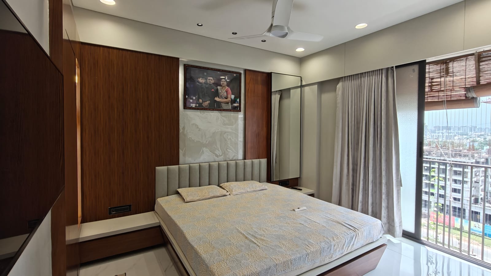 3 BHK 2223 Sq.Ft. Residential Flat / Apartment for Sell in Motera Ahmedabad - Media 9