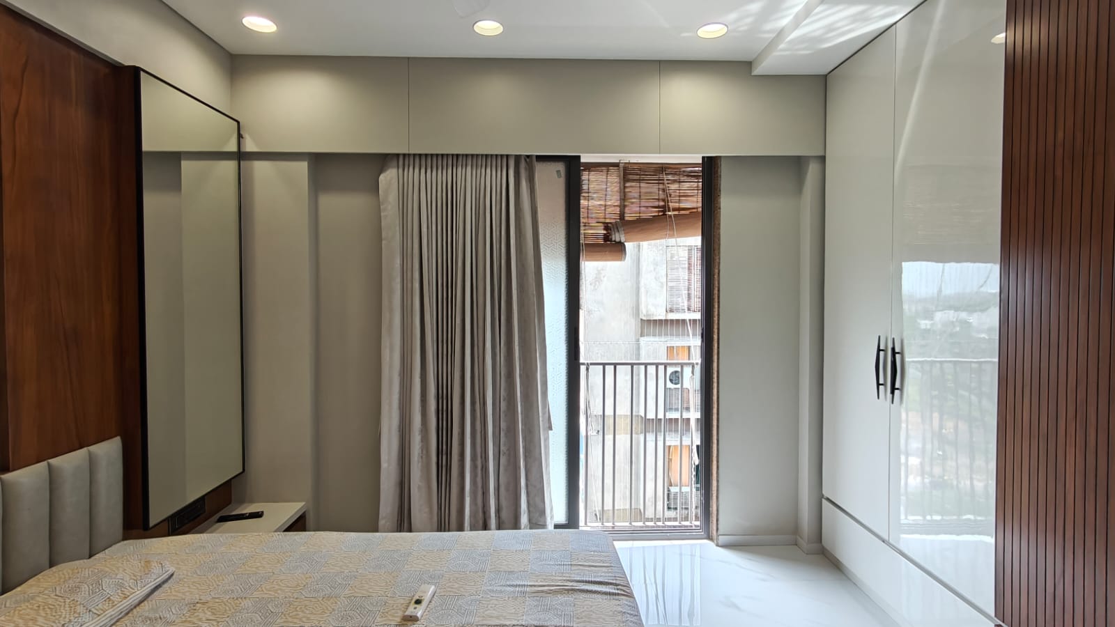 3 BHK 2223 Sq.Ft. Residential Flat / Apartment for Sell in Motera Ahmedabad - Media 8