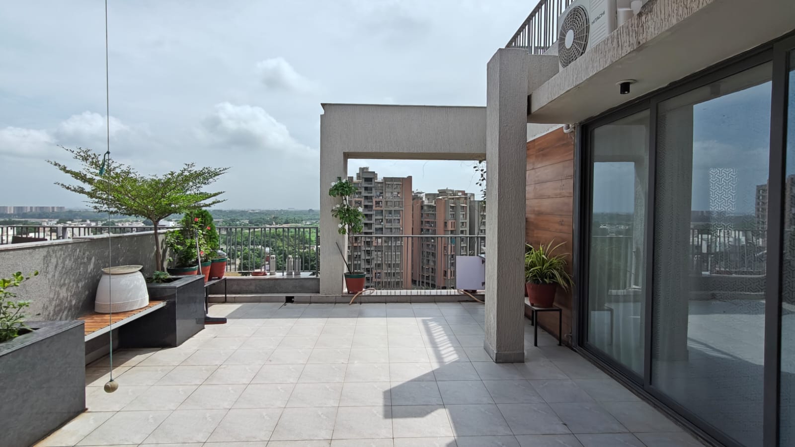 3 BHK 2223 Sq.Ft. Residential Flat / Apartment for Sell in Motera Ahmedabad - Media 16
