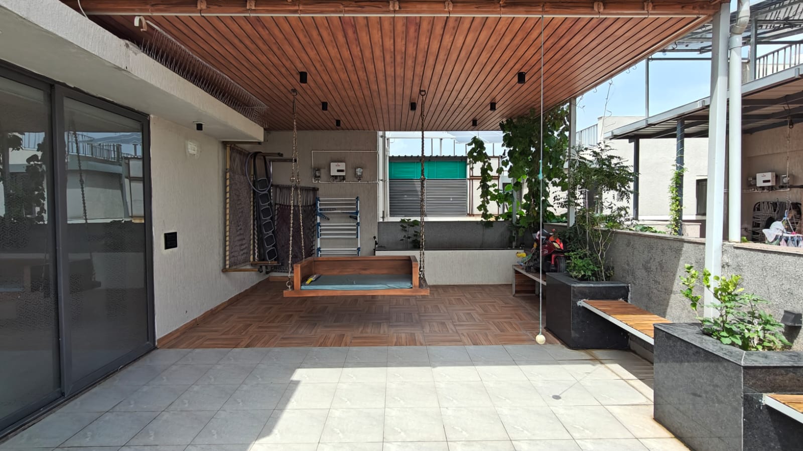 3 BHK 2223 Sq.Ft. Residential Flat / Apartment for Sell in Motera Ahmedabad - Media 18