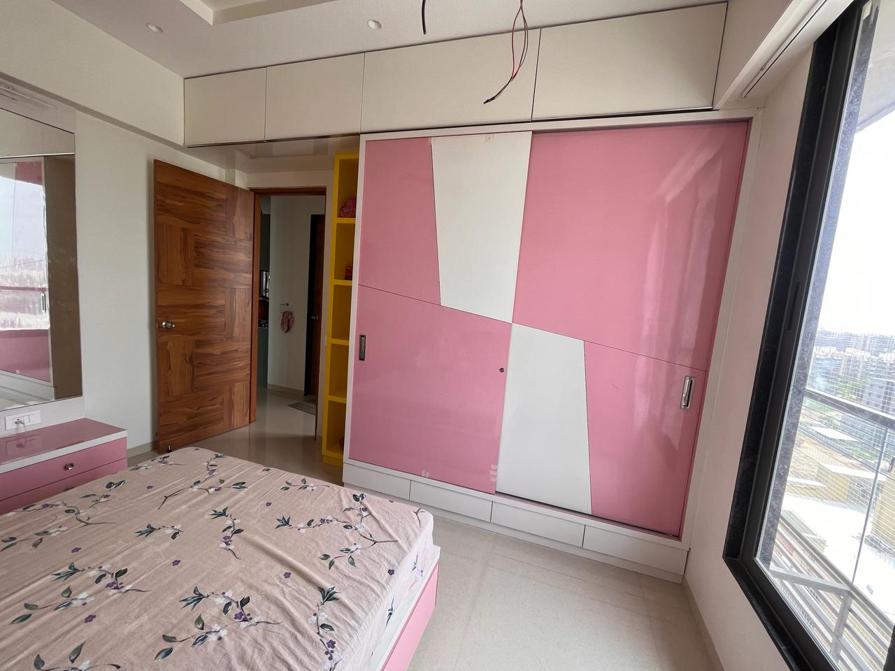 3 BHK 2100 Sq.Ft. Residential Flat / Apartment for Sell in Gota Ahmedabad - Media 7