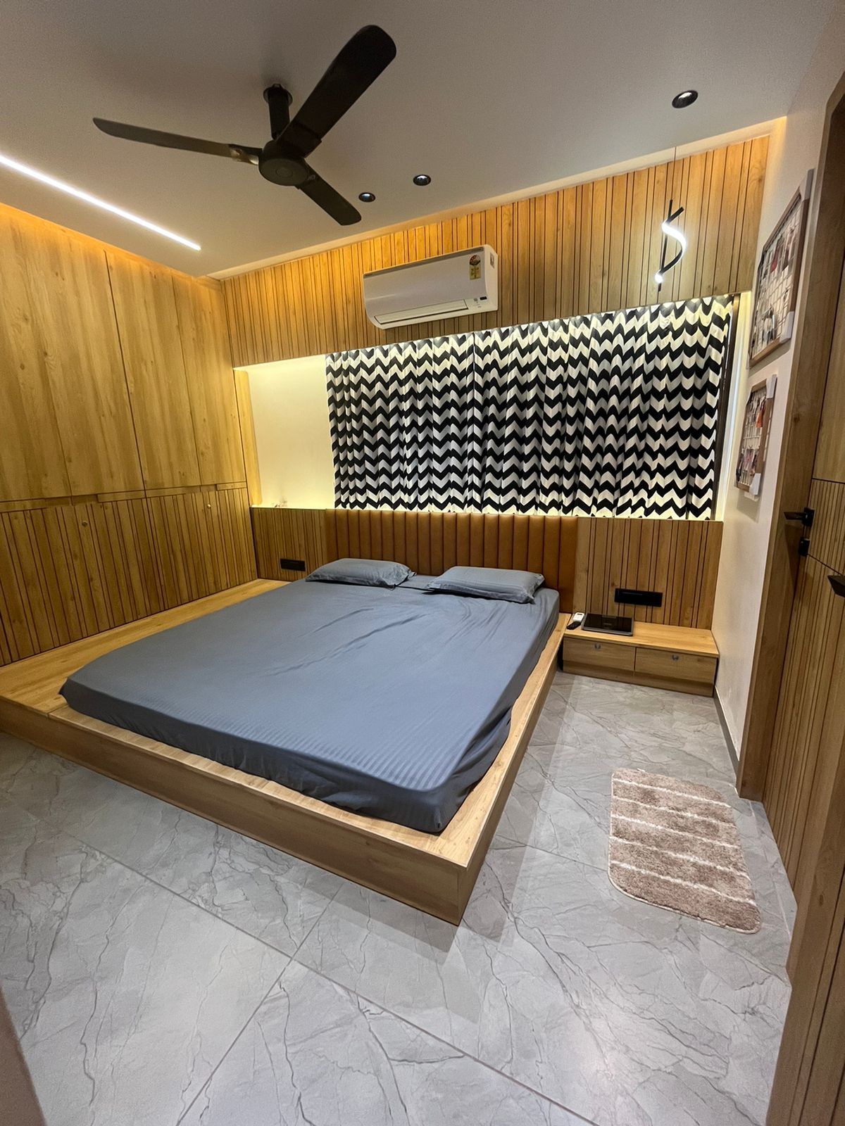 3 BHK 2124 Sq.Ft. Residential Penthouse Same Level Or Duplex for Rent in Vaishnodevi Ahmedabad - Media 13