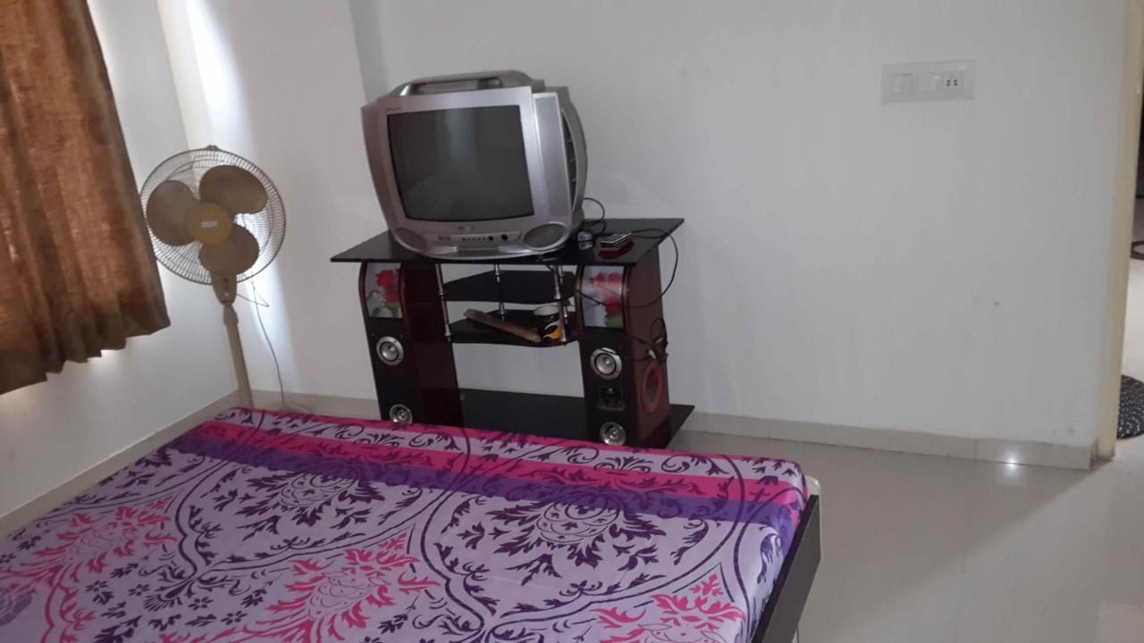 2 BHK 2700 Sq.Ft. Residential Penthouse Same Level Or Duplex for Sell in Gota Ahmedabad - Media 6