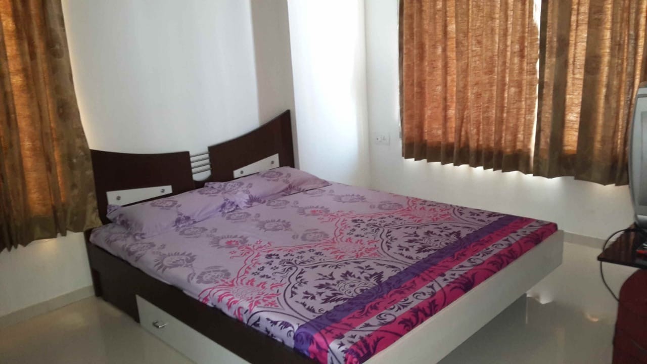 2 BHK 2700 Sq.Ft. Residential Penthouse Same Level Or Duplex for Sell in Gota Ahmedabad - Media 2