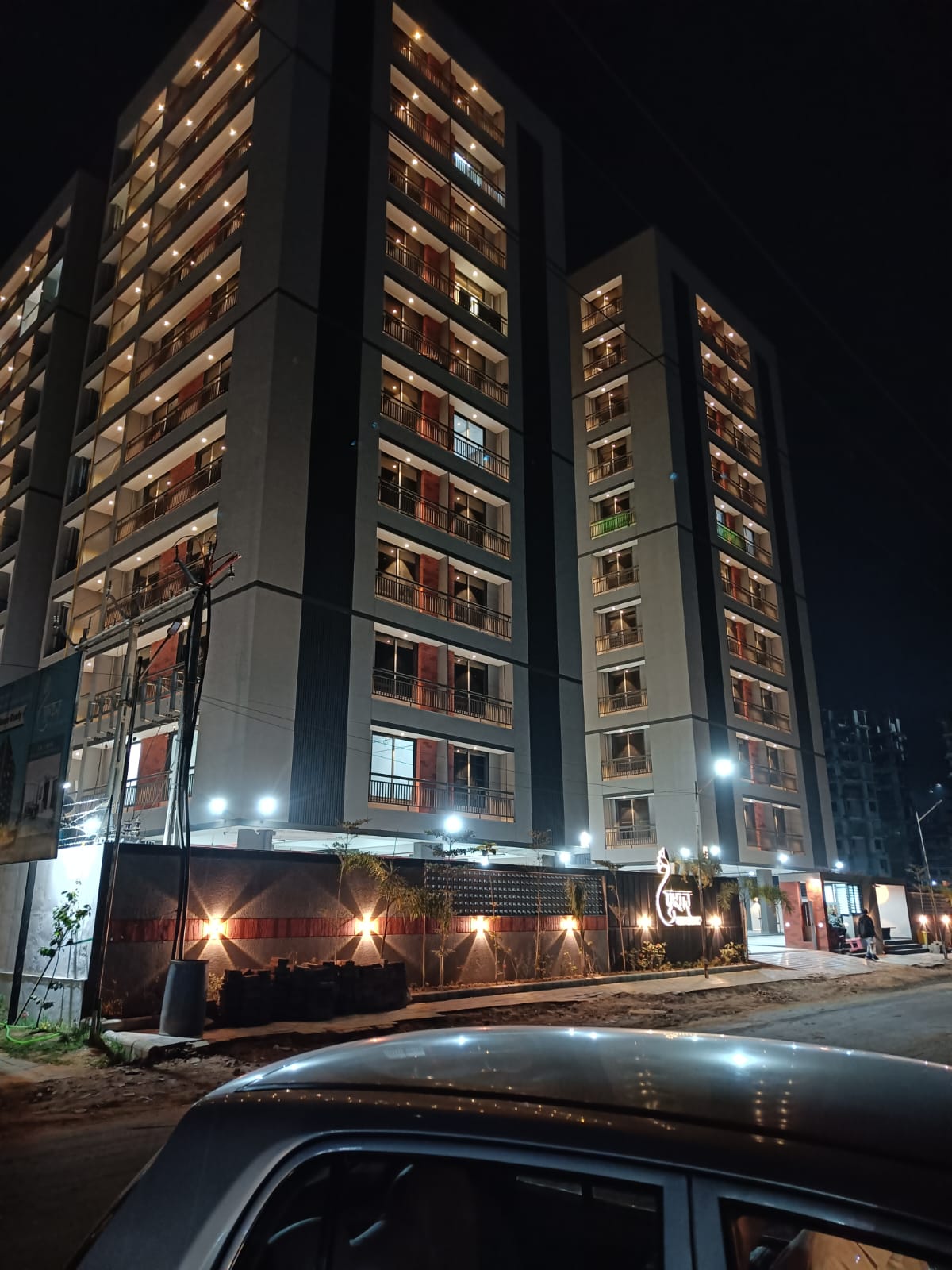 2 BHK 1301 Sq.Ft. Residential Flat / Apartment for Sell in Zundal Ahmedabad