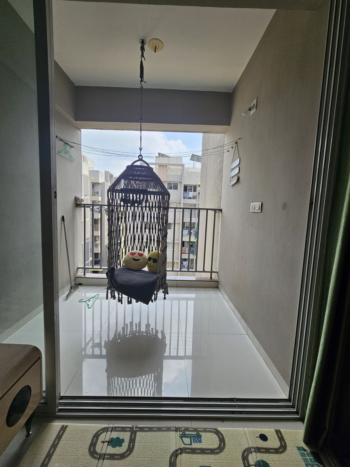 3 BHK 1440 Sq.Ft. Residential Flat / Apartment for Sell in Vaishnodevi Ahmedabad - Media 15