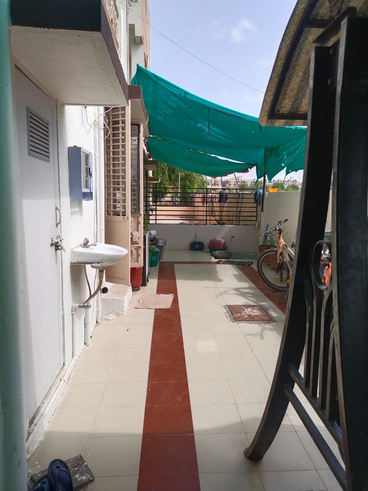 3 BHK 4232 Sq.Ft. Residential Bunglow / Villa for Sell in New Ranip Ahmedabad - Media 5