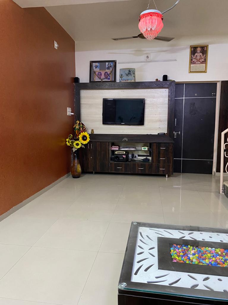 3 BHK 4232 Sq.Ft. Residential Bunglow / Villa for Sell in New Ranip Ahmedabad - Media 8