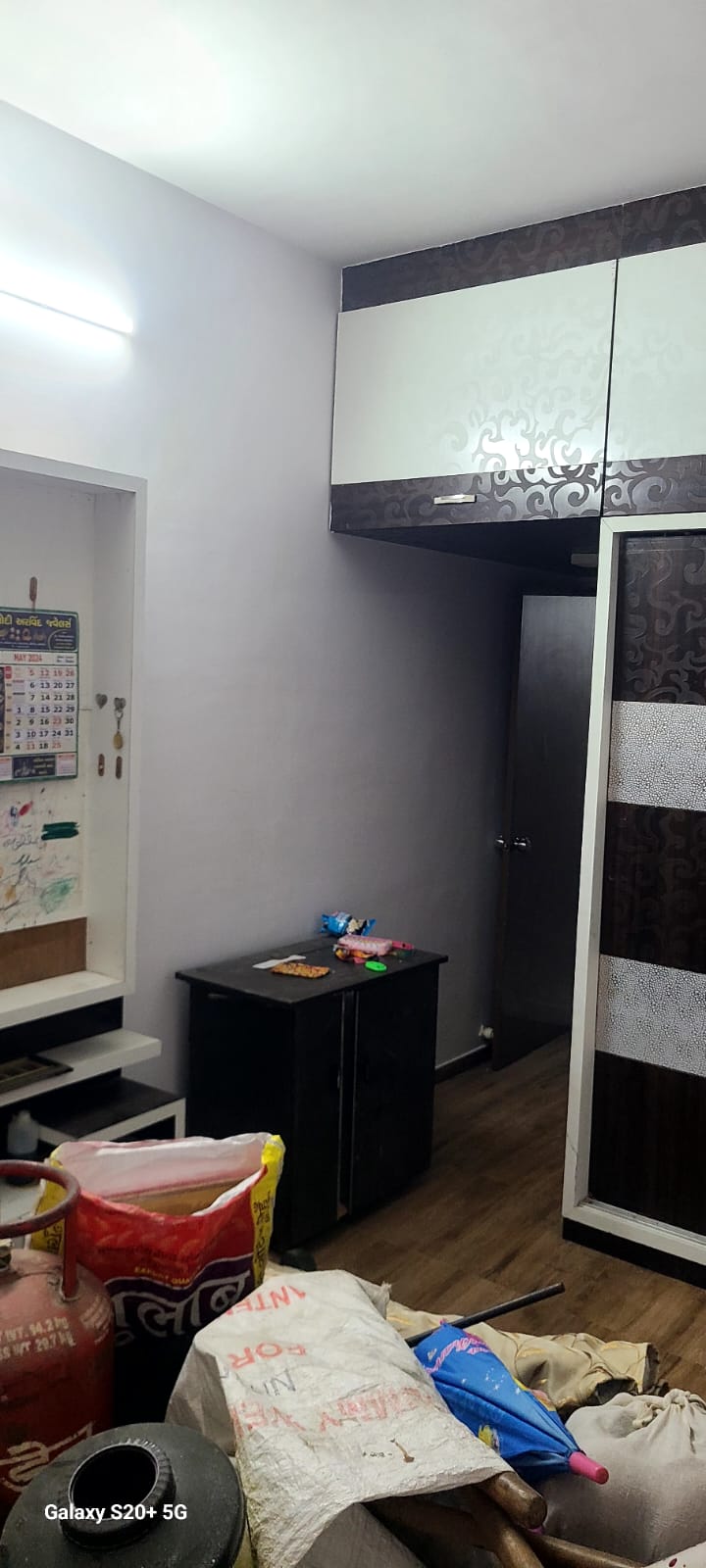 3 BHK 2160 Sq.Ft. Residential Flat / Apartment for Sell in Chandkheda - Tp-44 & Tp 75 Ahmedabad - Media 2