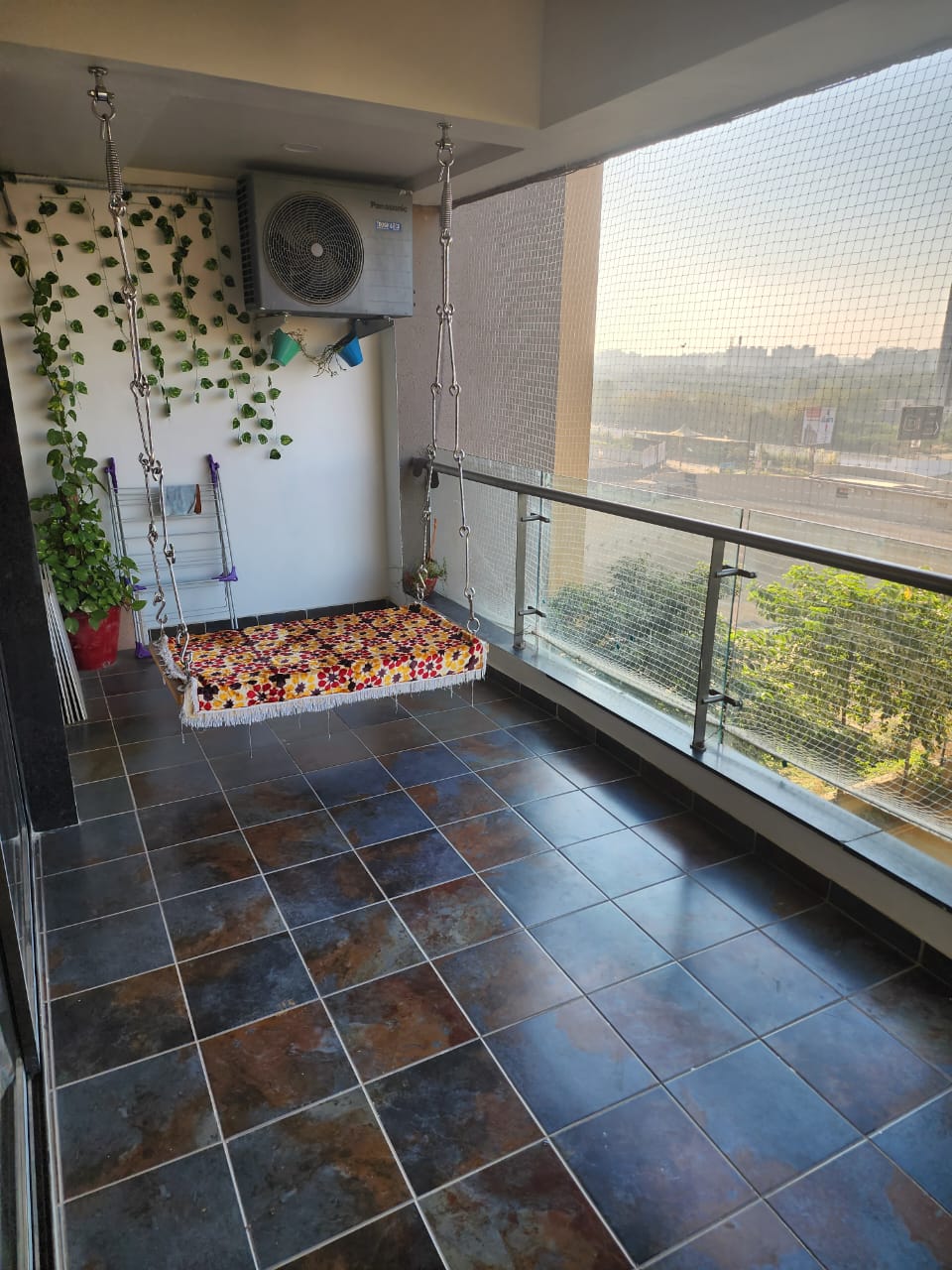 4 BHK 3400 Sq.Ft. Residential Flat / Apartment for Sell in Vaishnodevi Ahmedabad